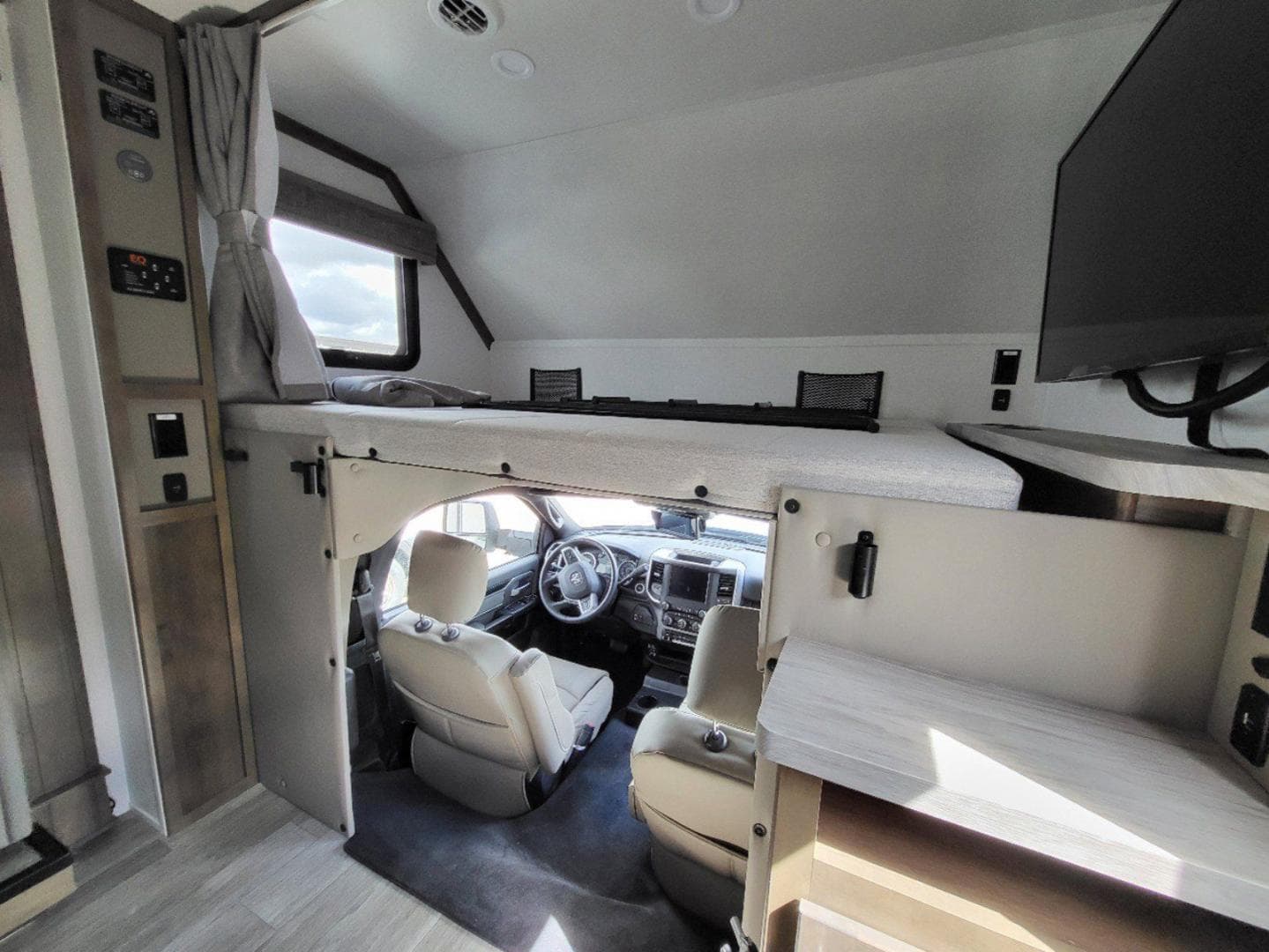 2025 Dynamax 2025 Dynamax Isata 3 - thumbnail 12