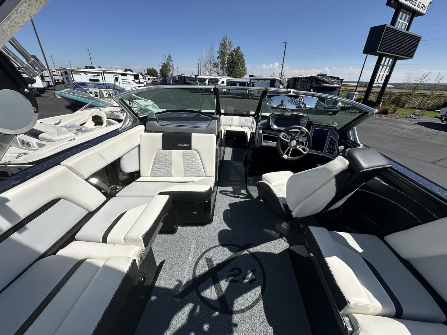 2019 MasterCraft 2019 MasterCraft X24 - thumbnail 11