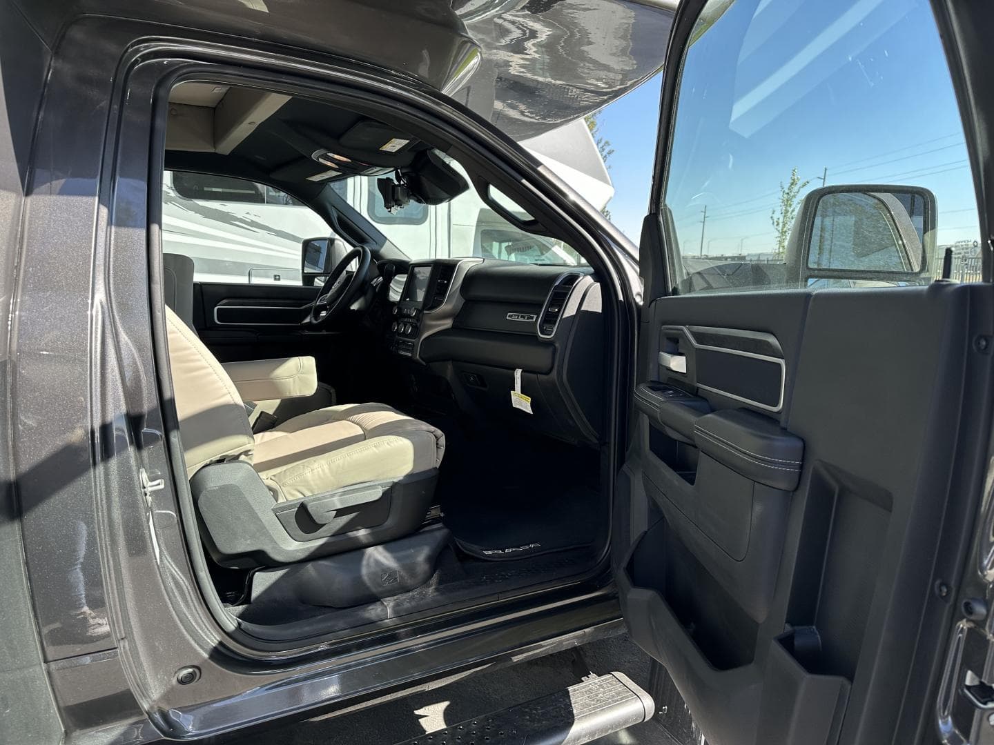 2025 Dynamax 2025 Dynamax Isata 5 - thumbnail 8