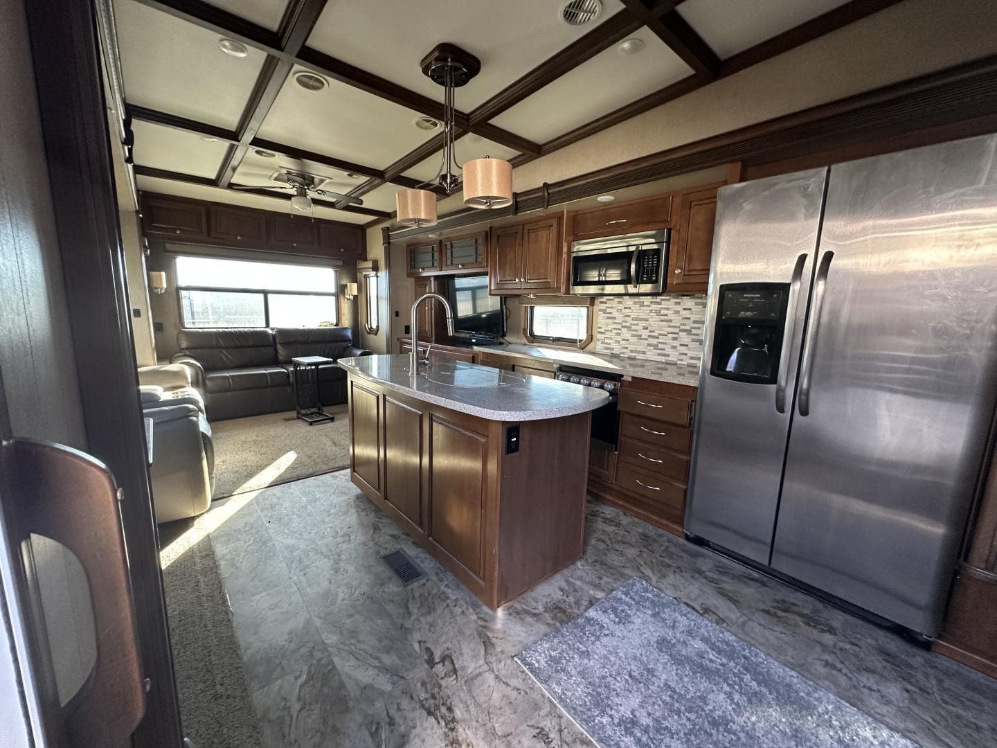 2015 Heartland 2015 Heartland Landmark - thumbnail 11