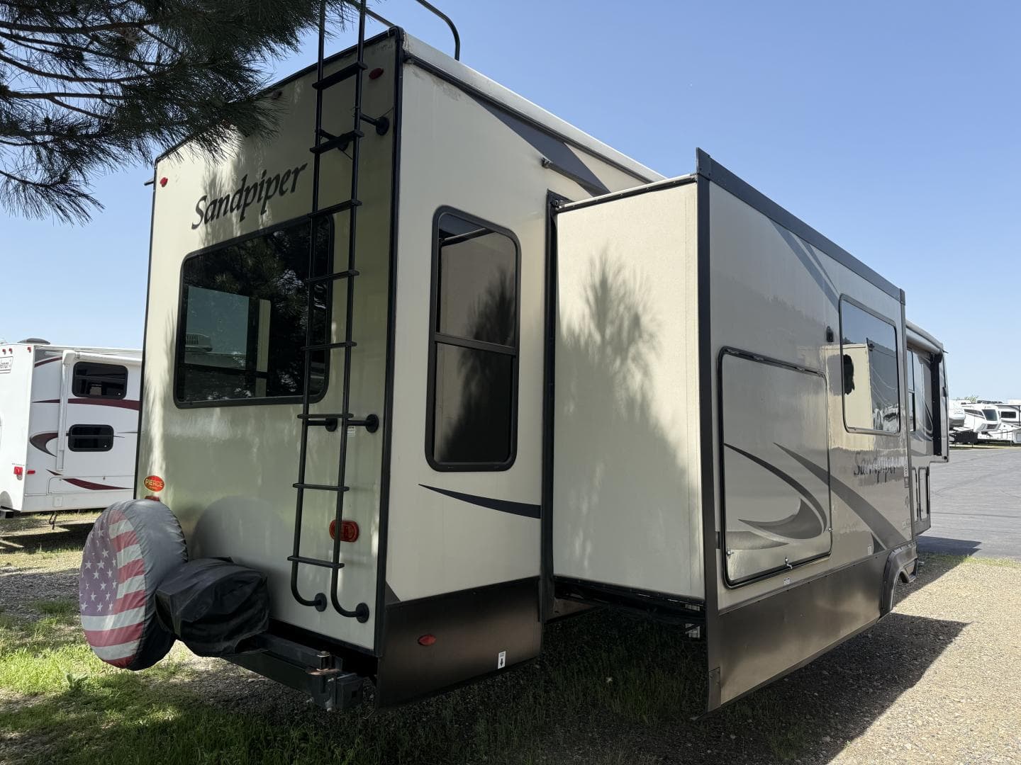 2021 Forest River RV 2021 Forest River RV Sandpiper - thumbnail 5