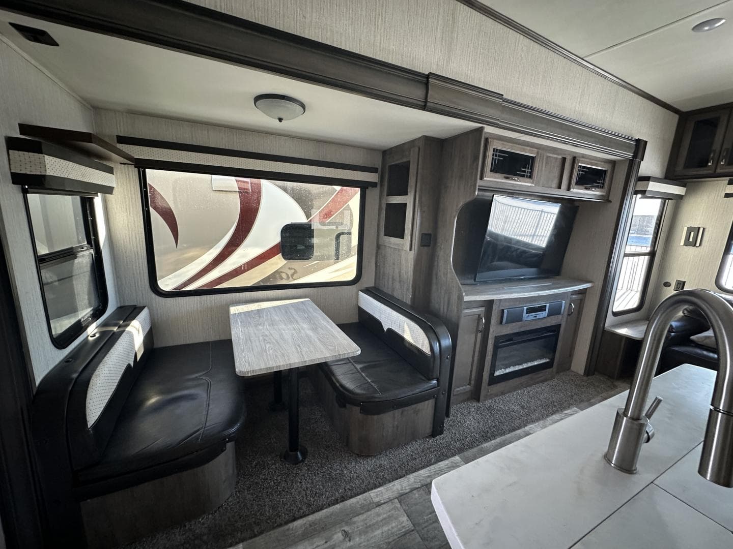 2021 Forest River RV 2021 Forest River RV Sandpiper - thumbnail 14