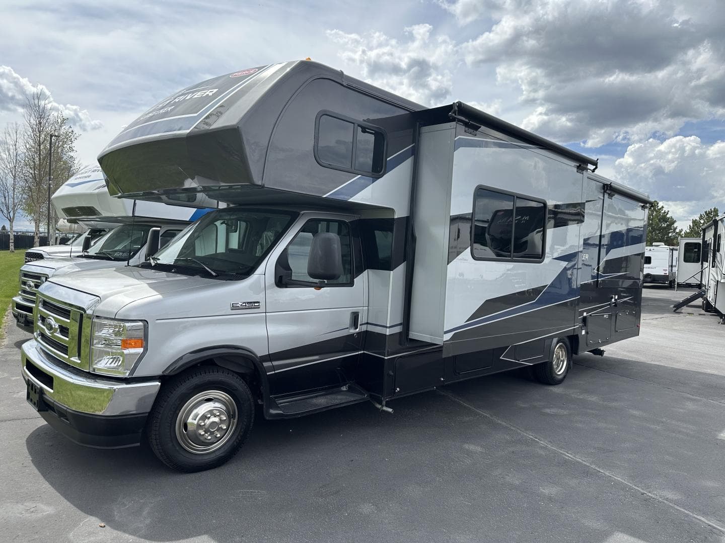 2025 Forest River RV 2025 Forest River RV Sunseeker - image 1