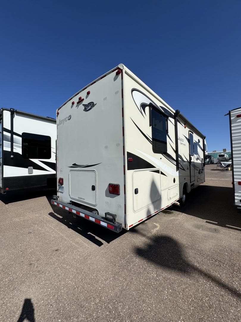 2016 Jayco 2016 Jayco Greyhawk - thumbnail 4