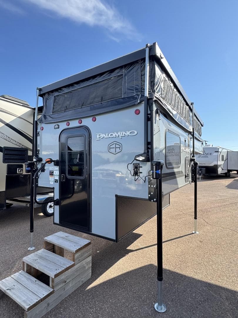 2025 Palomino 2025 Palomino Backpack Truck - thumbnail 4