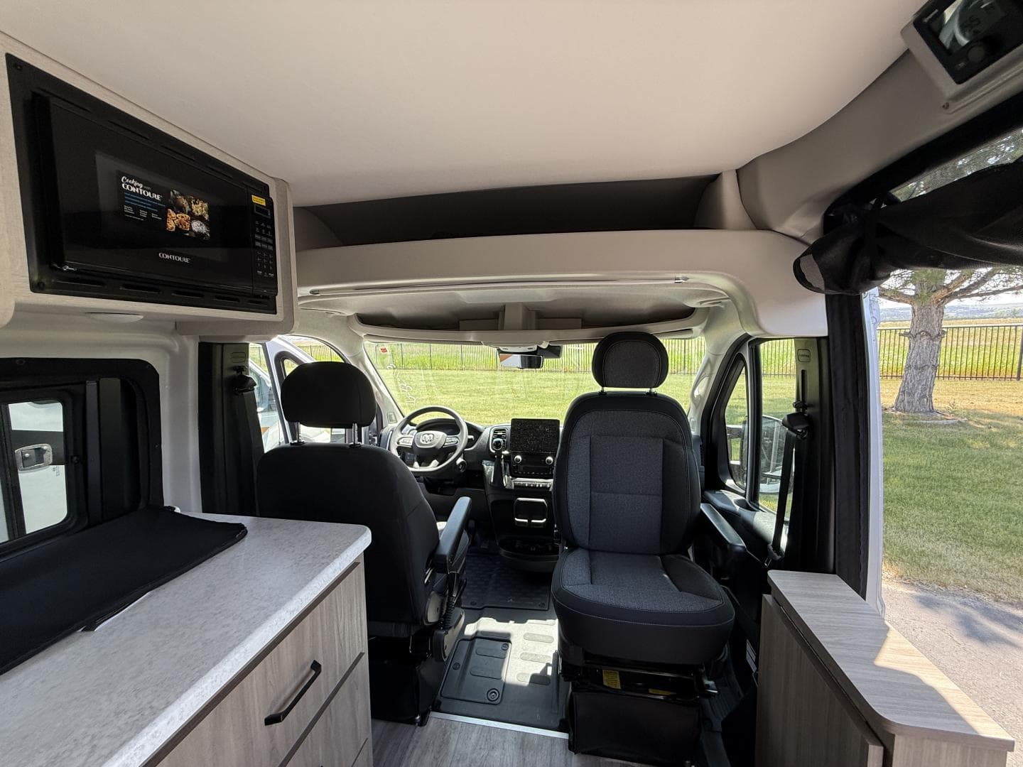 2026 Thor Motor Coach 2026 Thor Motor Coach Sequence - thumbnail 12