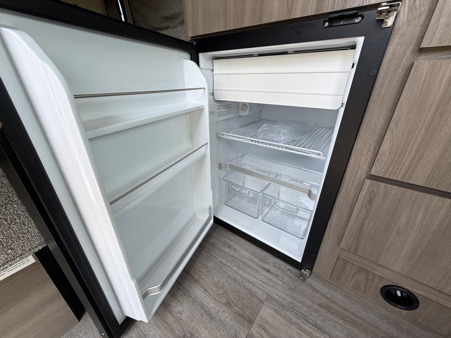 2026 Thor Motor Coach 2026 Thor Motor Coach Sequence - thumbnail 15