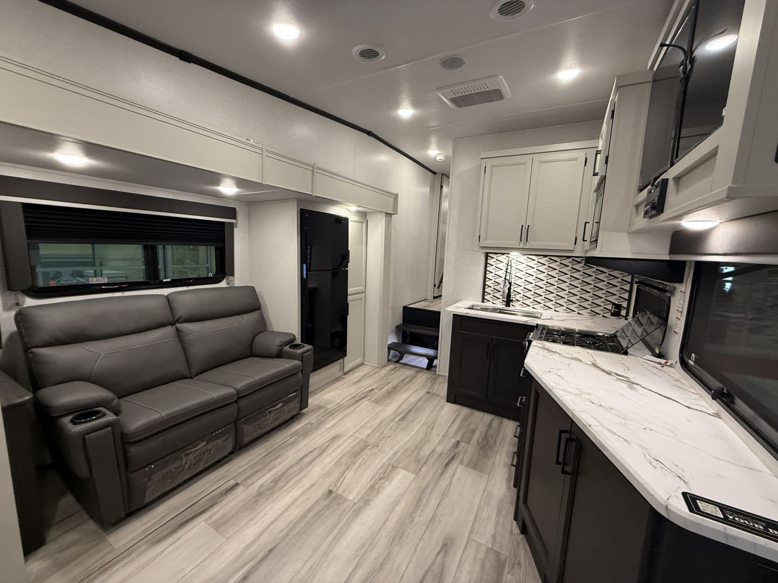 2026 Keystone RV 2026 Keystone RV Arcadia Select - thumbnail 12