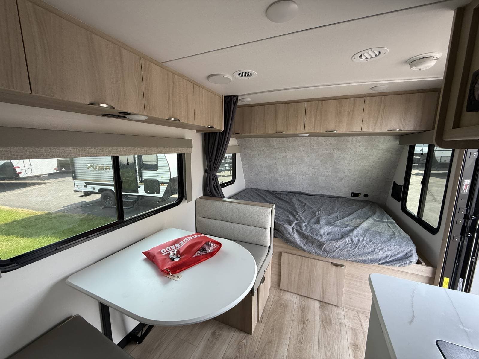 2025 Winnebago 2025 Winnebago Micro - thumbnail 13