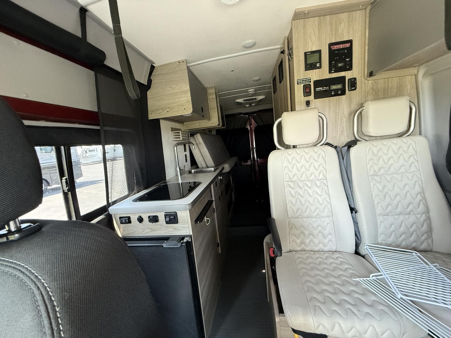 2023 Winnebago 2023 Winnebago Solis - thumbnail 7