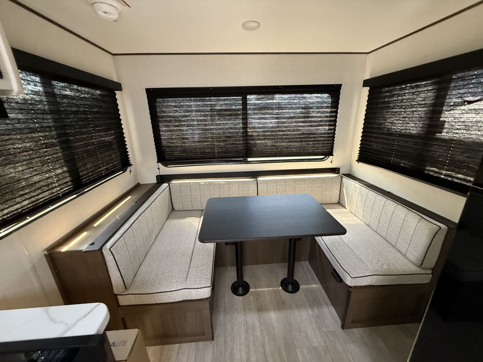 2026 Prime Time RV 2026 Prime Time RV Avenger - thumbnail 17