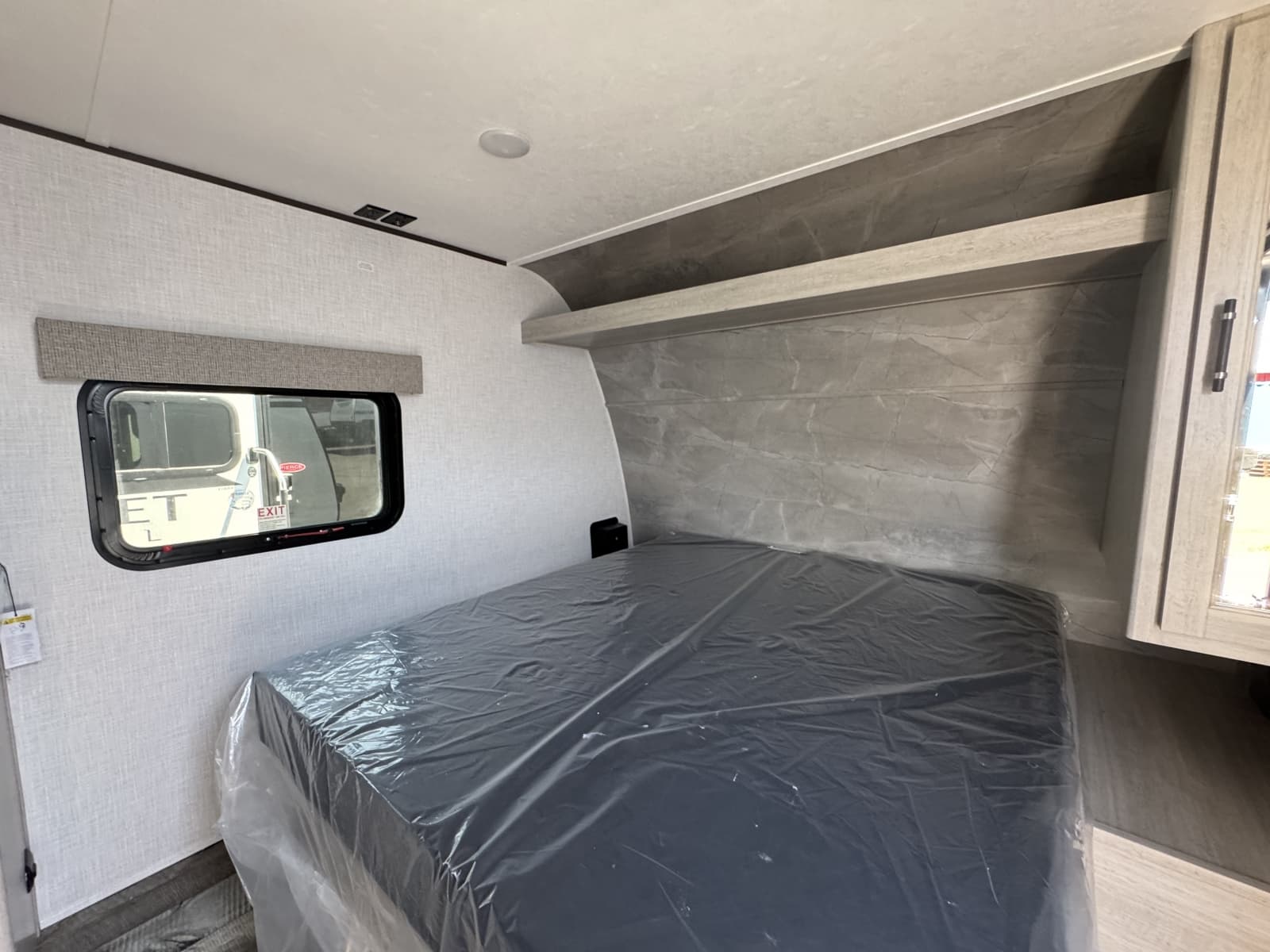 2026 Keystone RV 2026 Keystone RV Sunset Trail - thumbnail 9