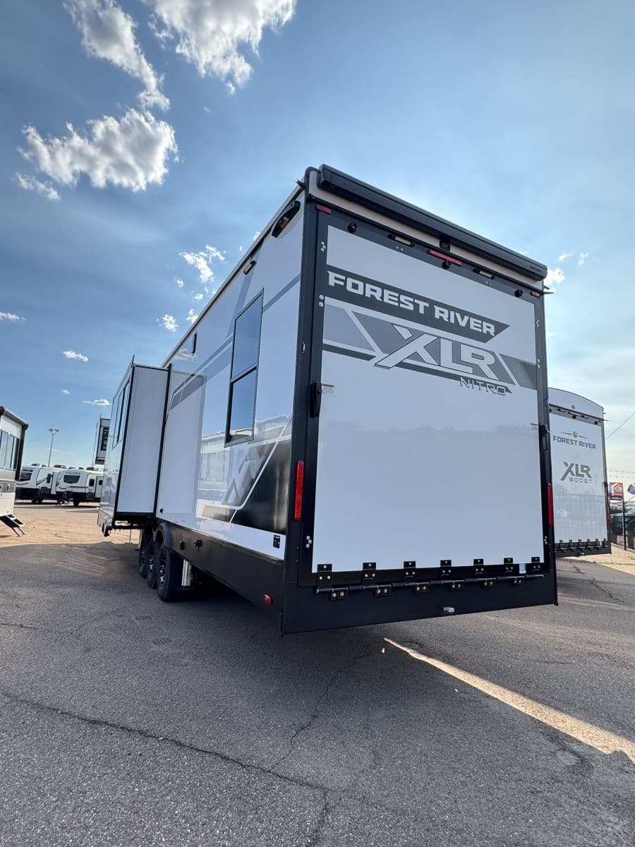 2026 Forest River RV 2026 Forest River RV Xlr Nitro Toy Hauler - thumbnail 3