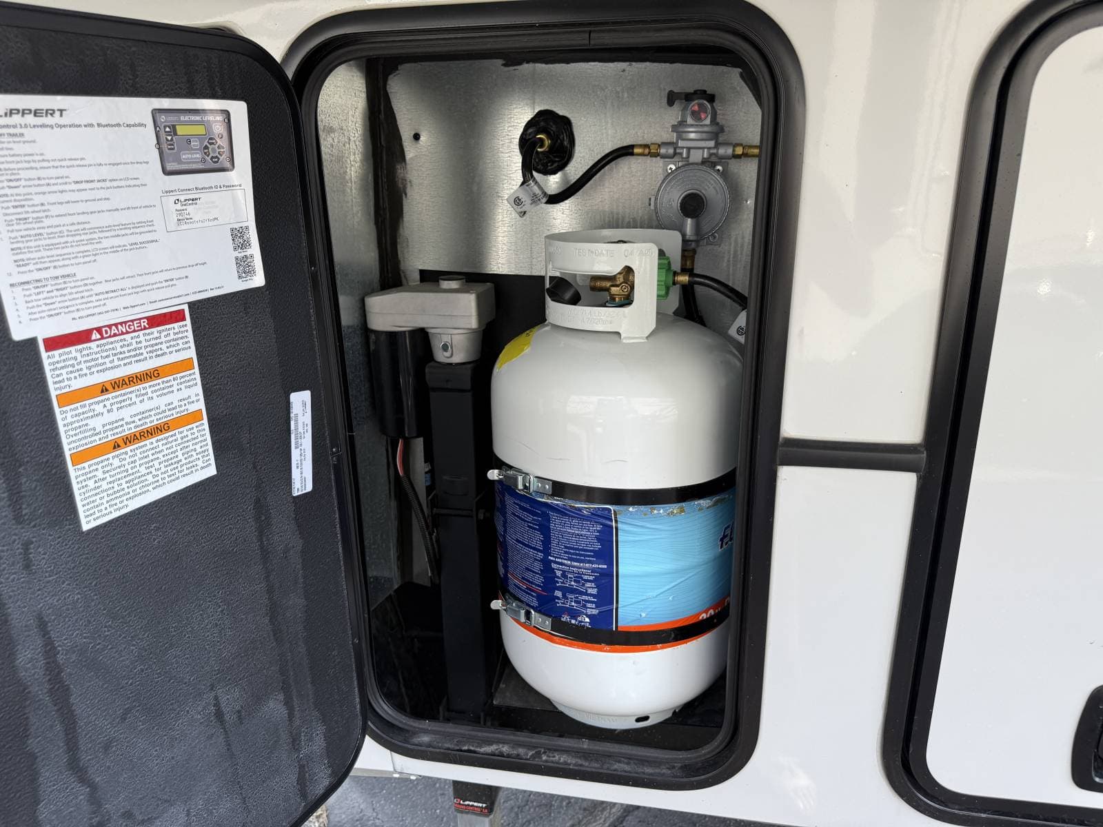 2026 Keystone RV 2026 Keystone RV Montana High Country - thumbnail 5