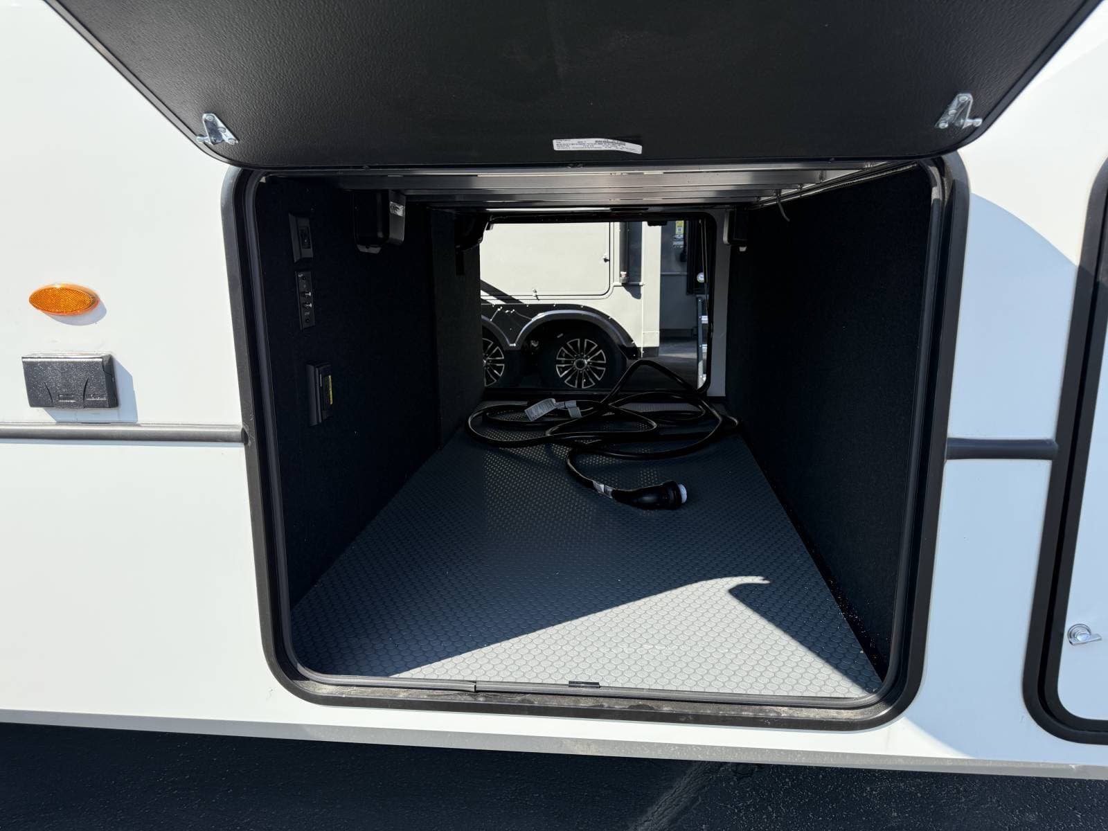 2026 Keystone RV 2026 Keystone RV Montana High Country - thumbnail 9