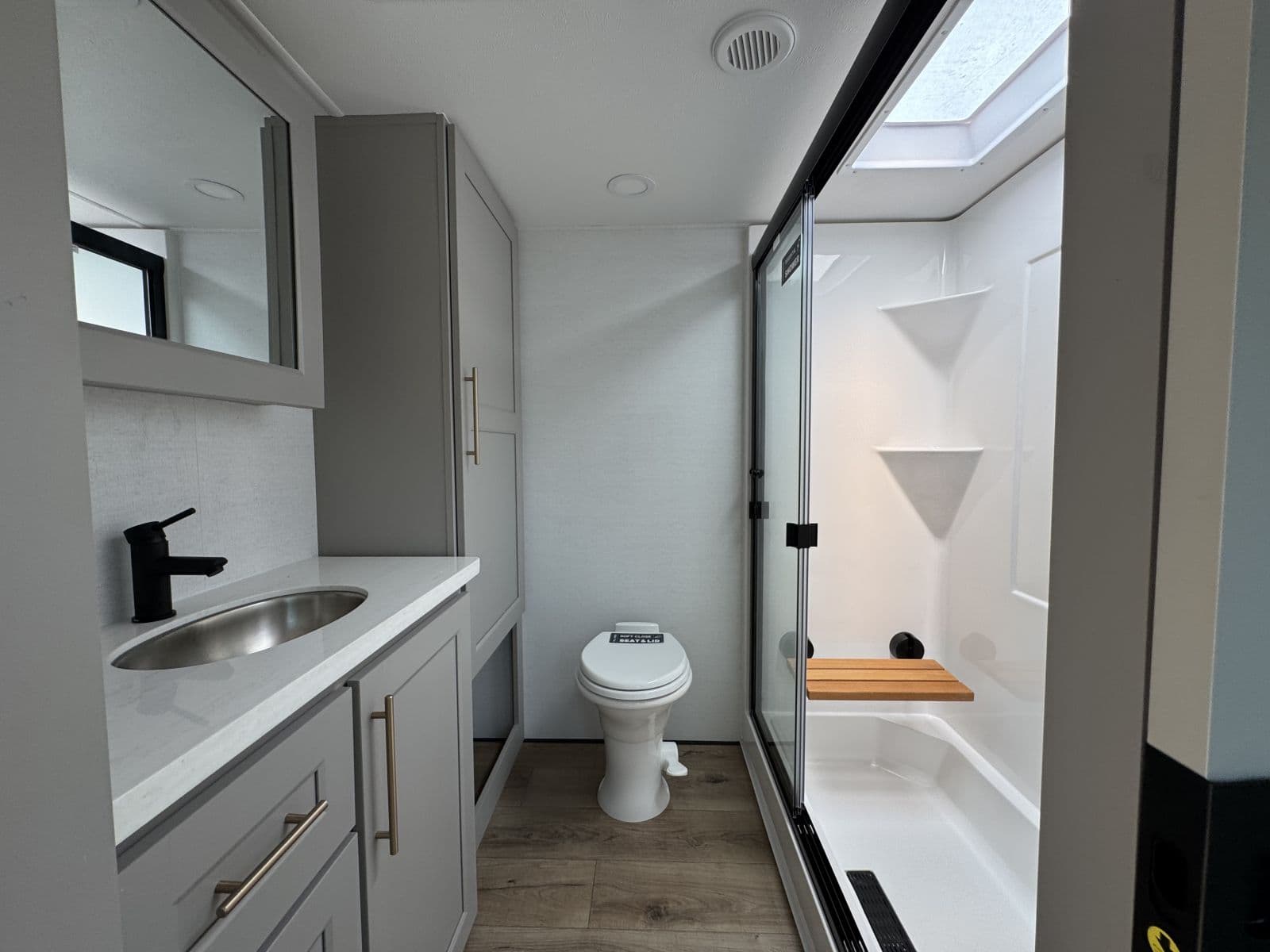 2026 Alliance RV 2026 Alliance RV Paradigm - thumbnail 13