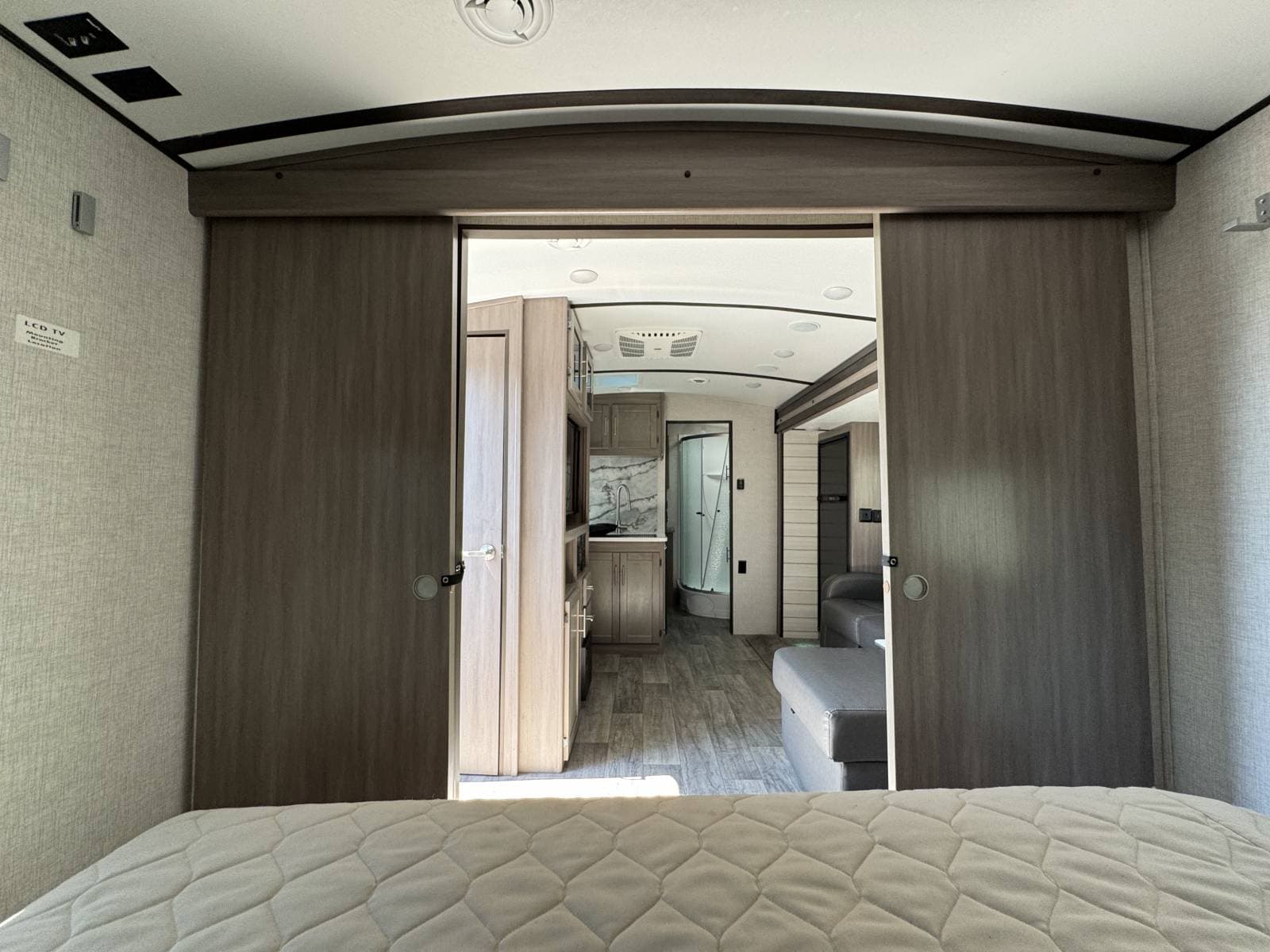 2021 CrossRoads RV 2021 CrossRoads RV Sunset Trail - thumbnail 11