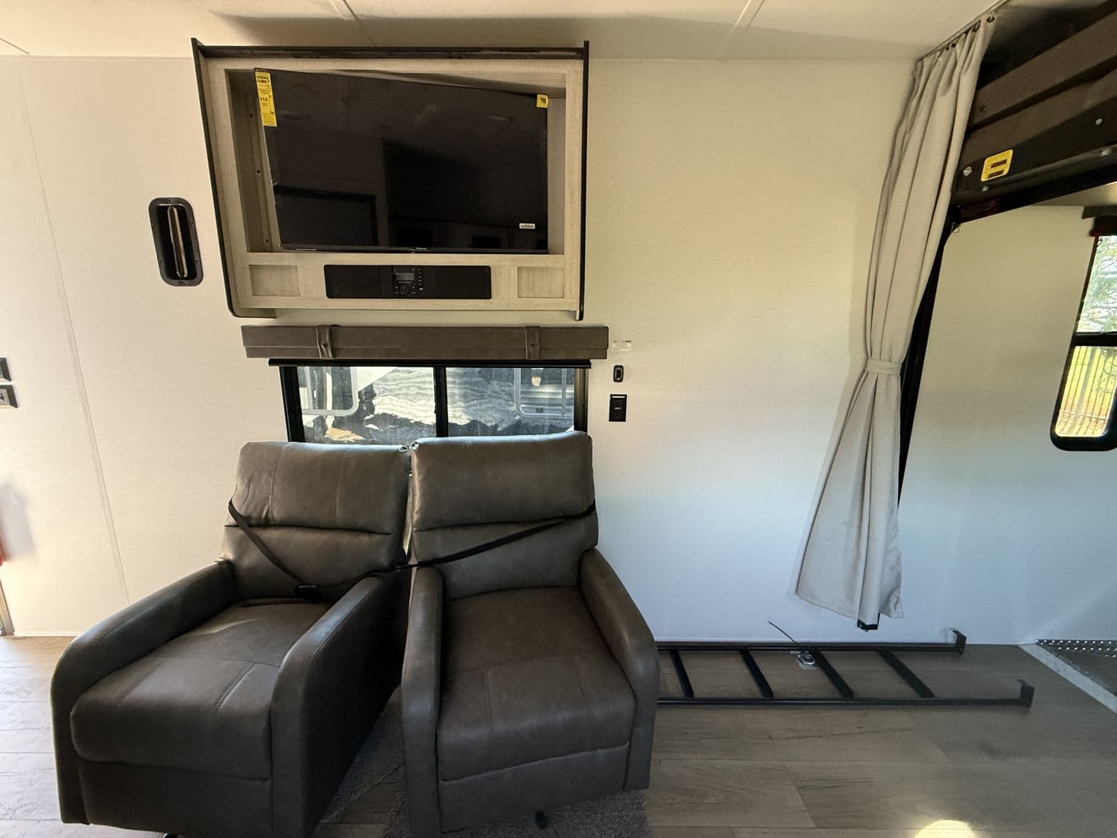 2026 Forest River RV 2026 Forest River RV Puma Ambush - thumbnail 12