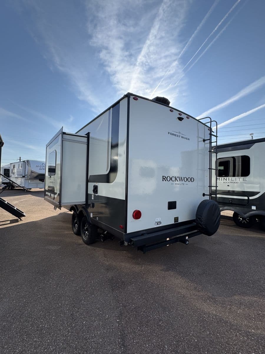 2026 Forest River RV 2026 Forest River RV Rockwood Mini Lite - thumbnail 4