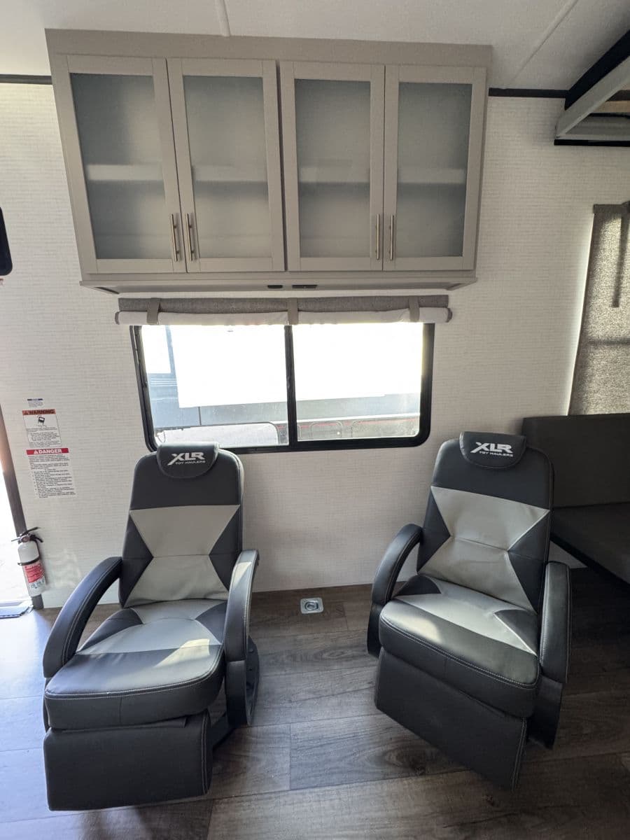 2026 Forest River RV 2026 Forest River RV Xlr Boost Toy Hauler - thumbnail 11