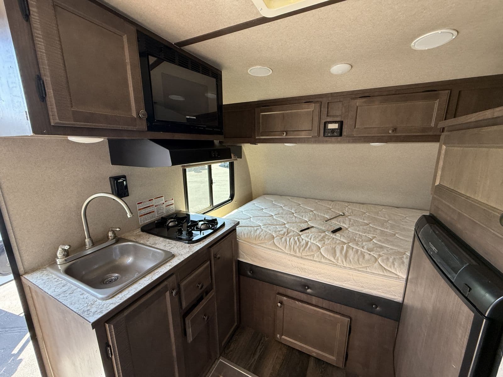 2019 Sunset Park RV Manufacturing 2019 Sunset Park RV Manufacturing Sunray - thumbnail 11