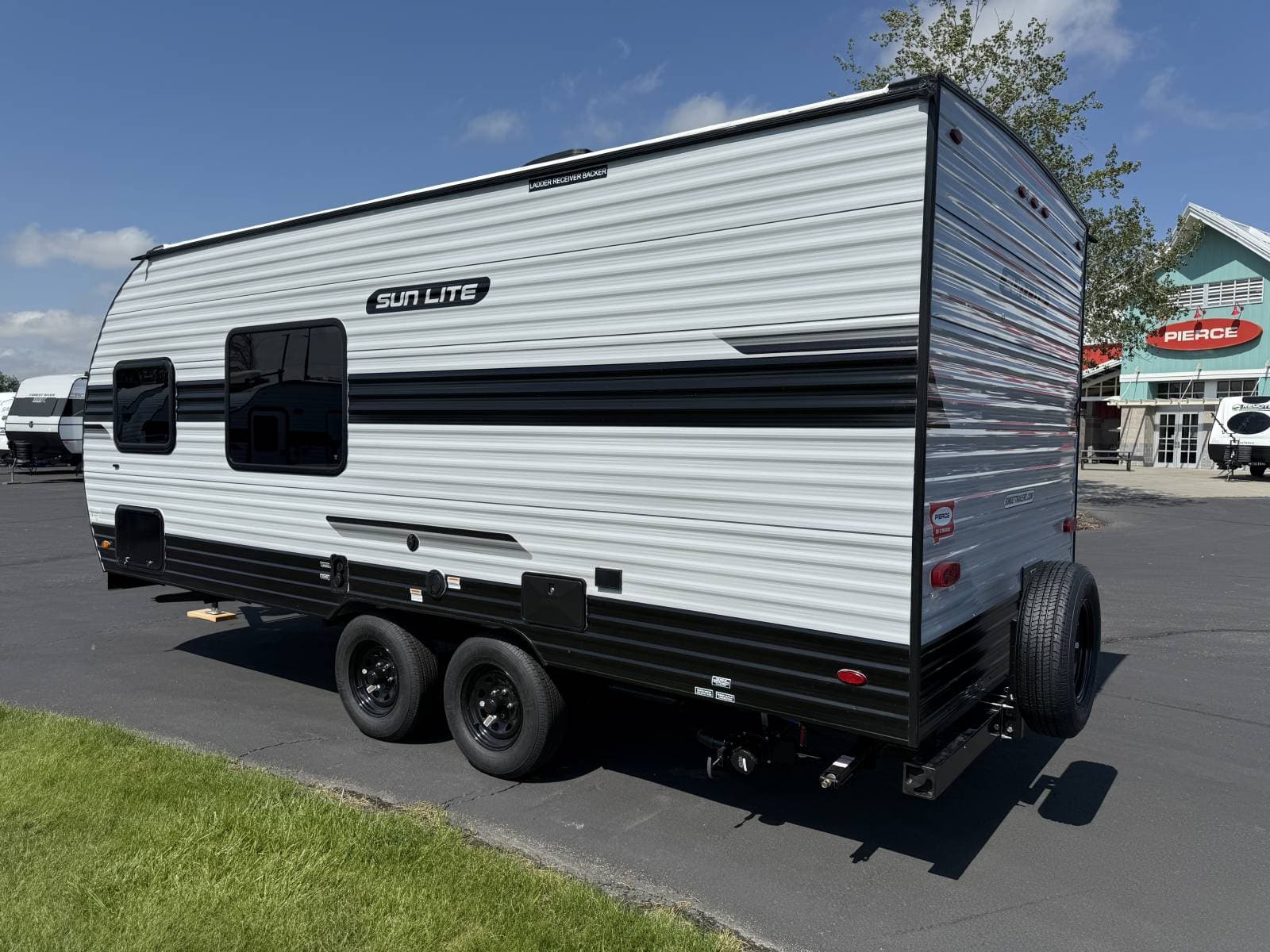 2026 Sunset Park RV 2026 Sunset Park RV Sun Lite - thumbnail 4