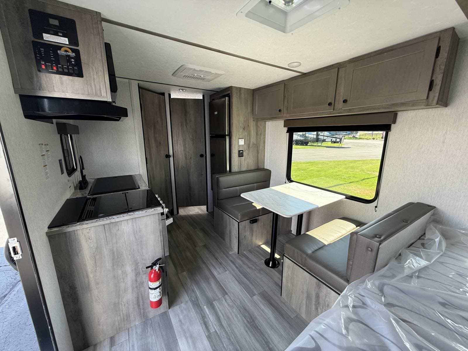 2026 Sunset Park RV 2026 Sunset Park RV Sun Lite - thumbnail 9