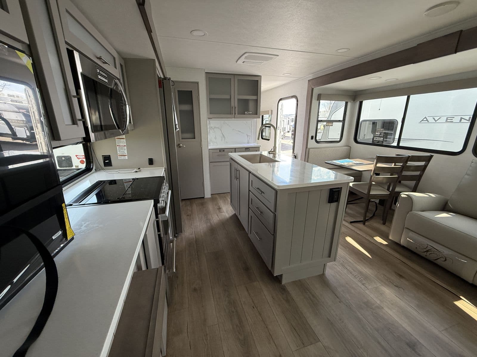 2026 Alliance RV 2026 Alliance RV Avenue - thumbnail 17