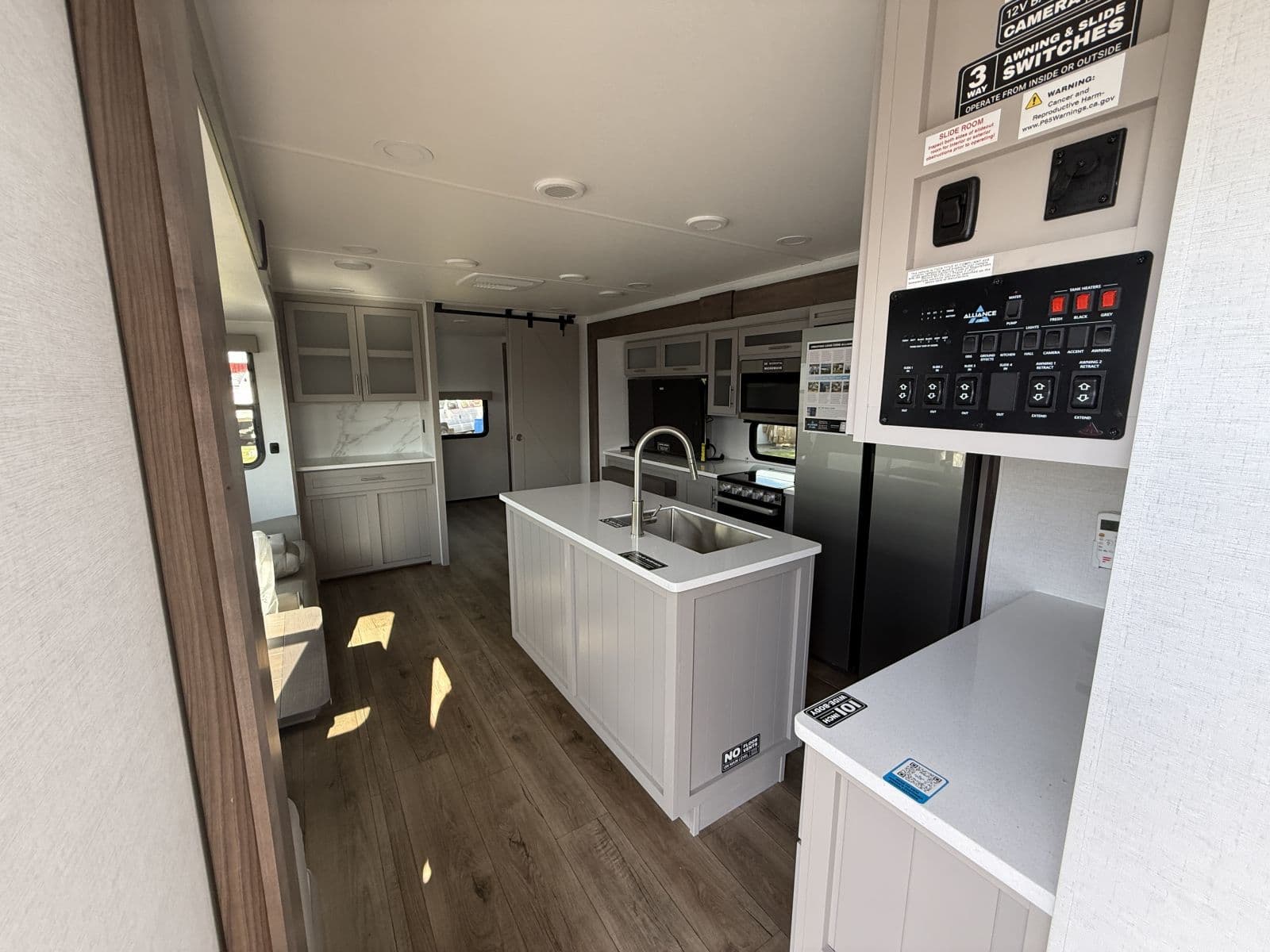 2026 Alliance RV 2026 Alliance RV Avenue - thumbnail 11
