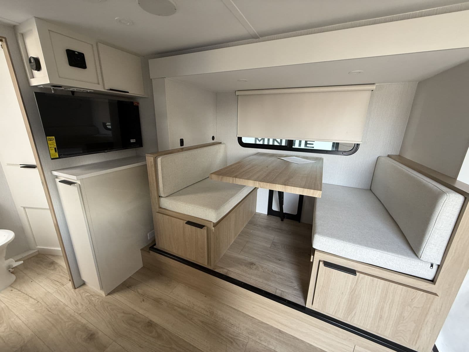 2026 Winnebago 2026 Winnebago Micro Minnie - thumbnail 13