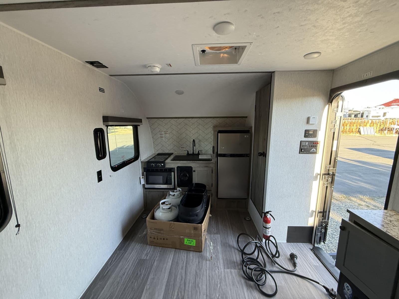 2026 Sunset Park RV 2026 Sunset Park RV Sun Lite Toy Hauler - thumbnail 8