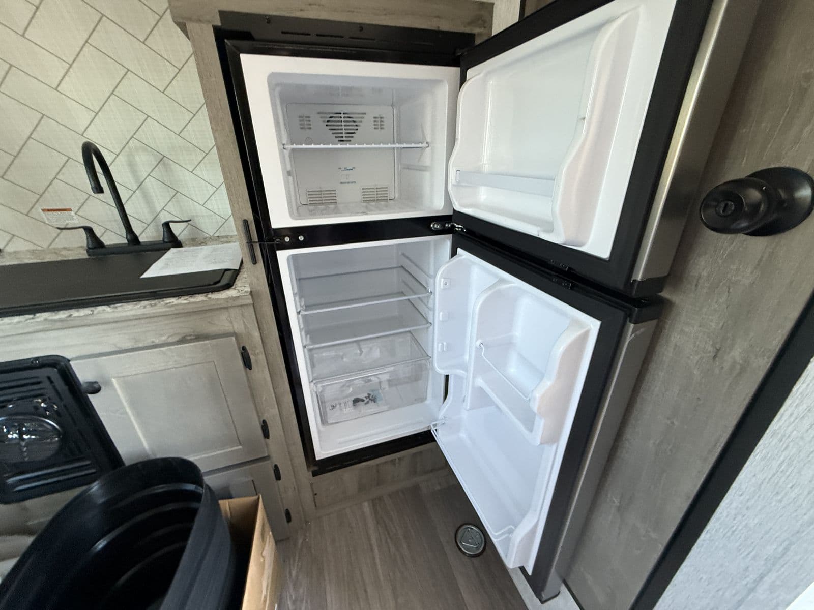 2026 Sunset Park RV 2026 Sunset Park RV Sun Lite Toy Hauler - thumbnail 9