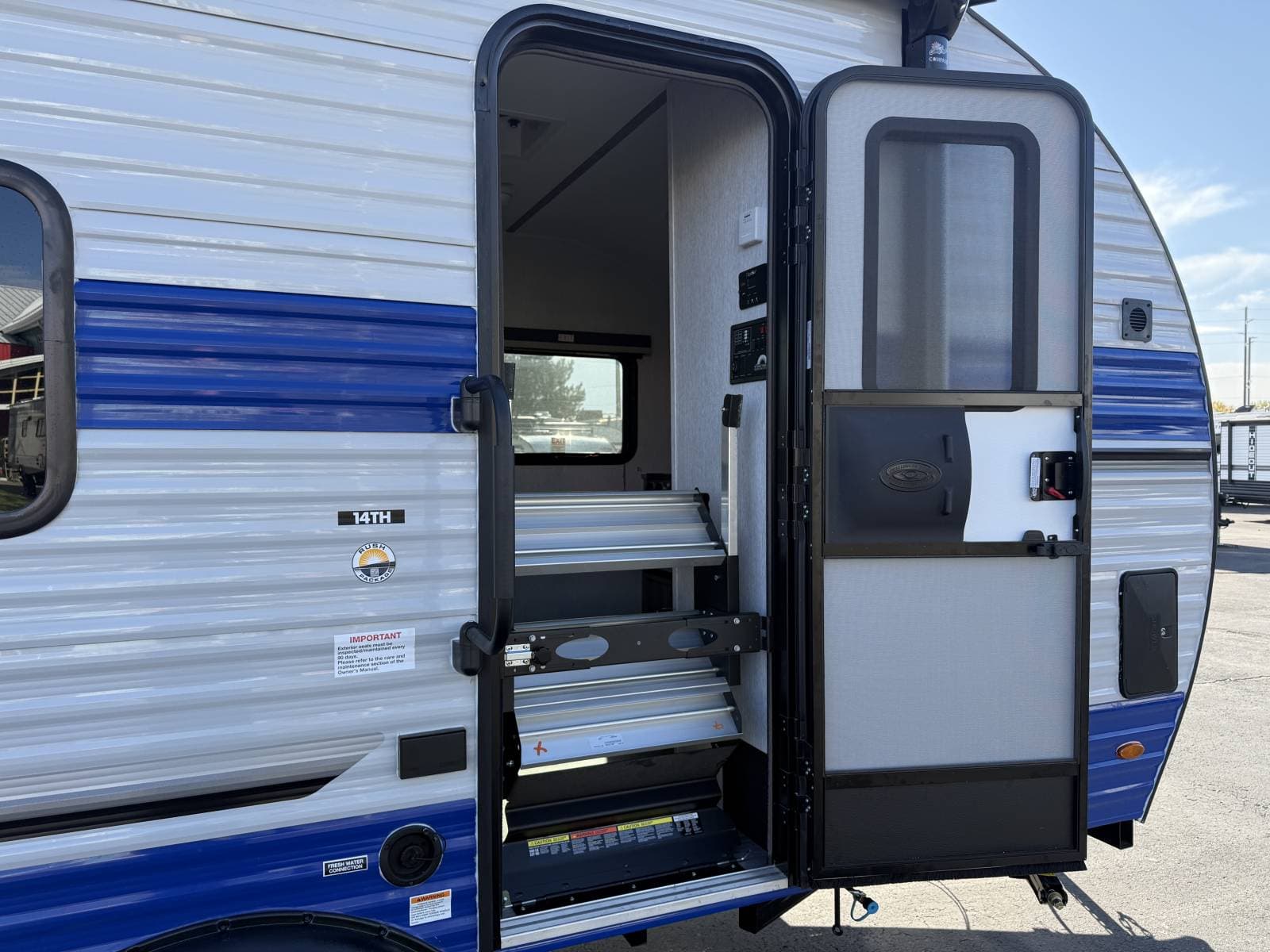 2026 Sunset Park RV 2026 Sunset Park RV Sun Lite Toy Hauler - thumbnail 7