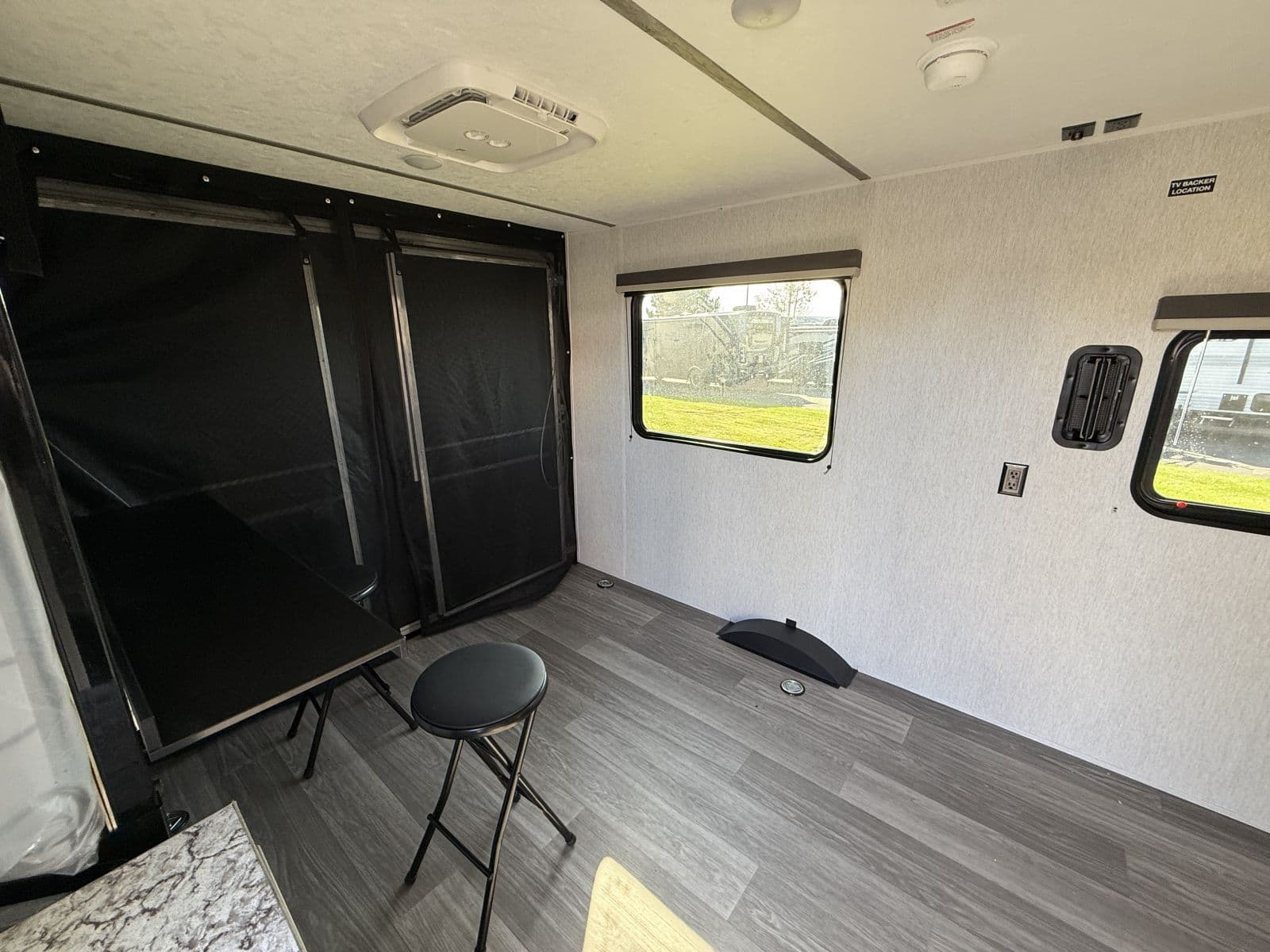 2026 Sunset Park RV 2026 Sunset Park RV Sun Lite Toy Hauler - thumbnail 8