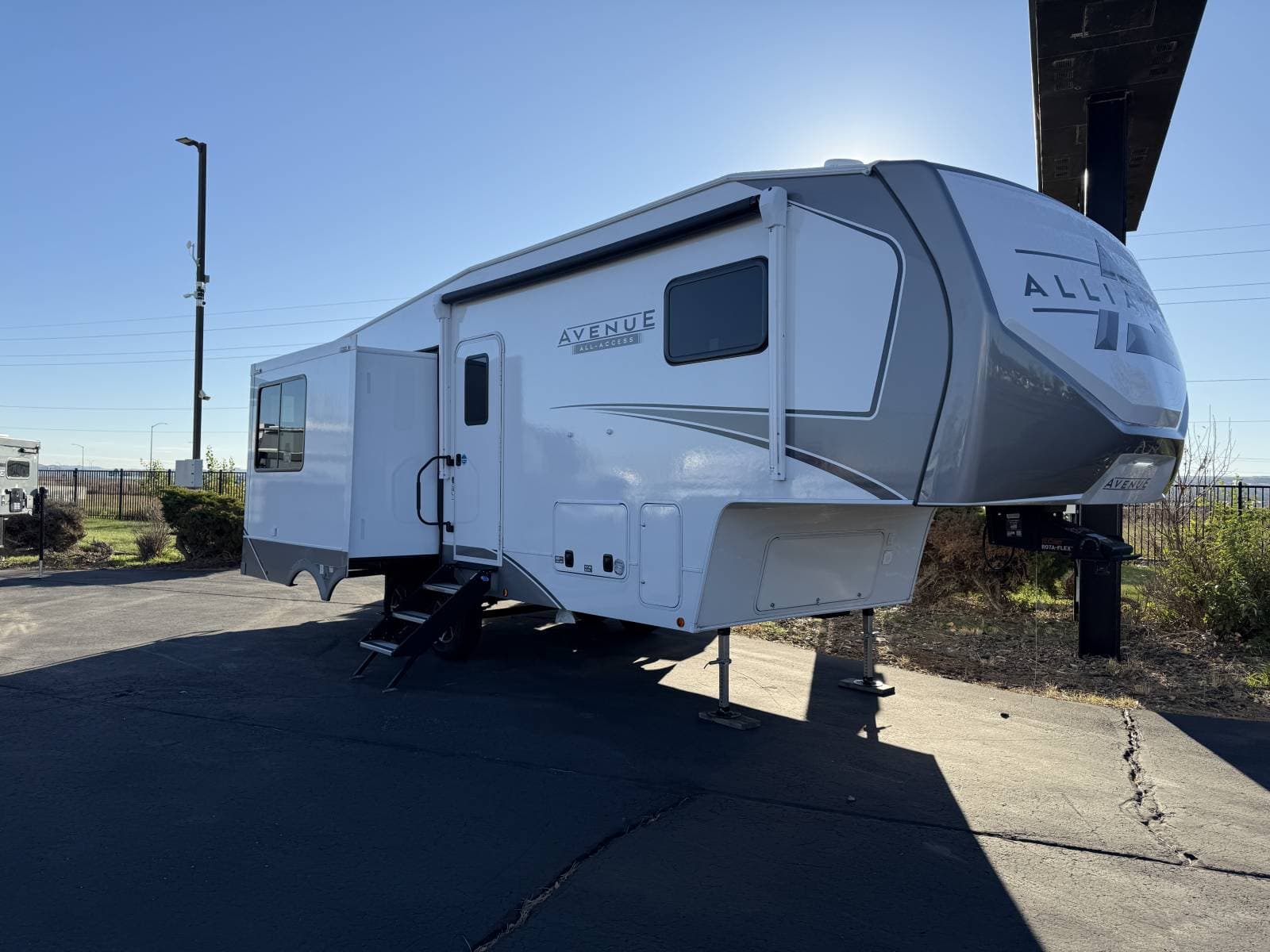 2026 Alliance RV 2026 Alliance RV Avenue - thumbnail 2