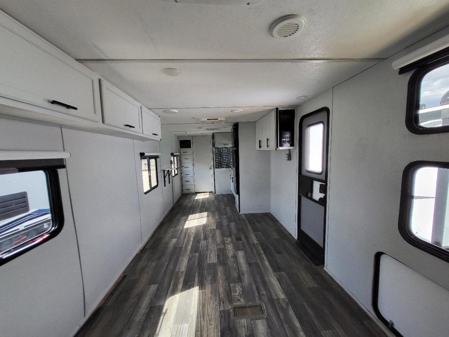 2020 Keystone RV 2020 Keystone RV Springdale - thumbnail 8