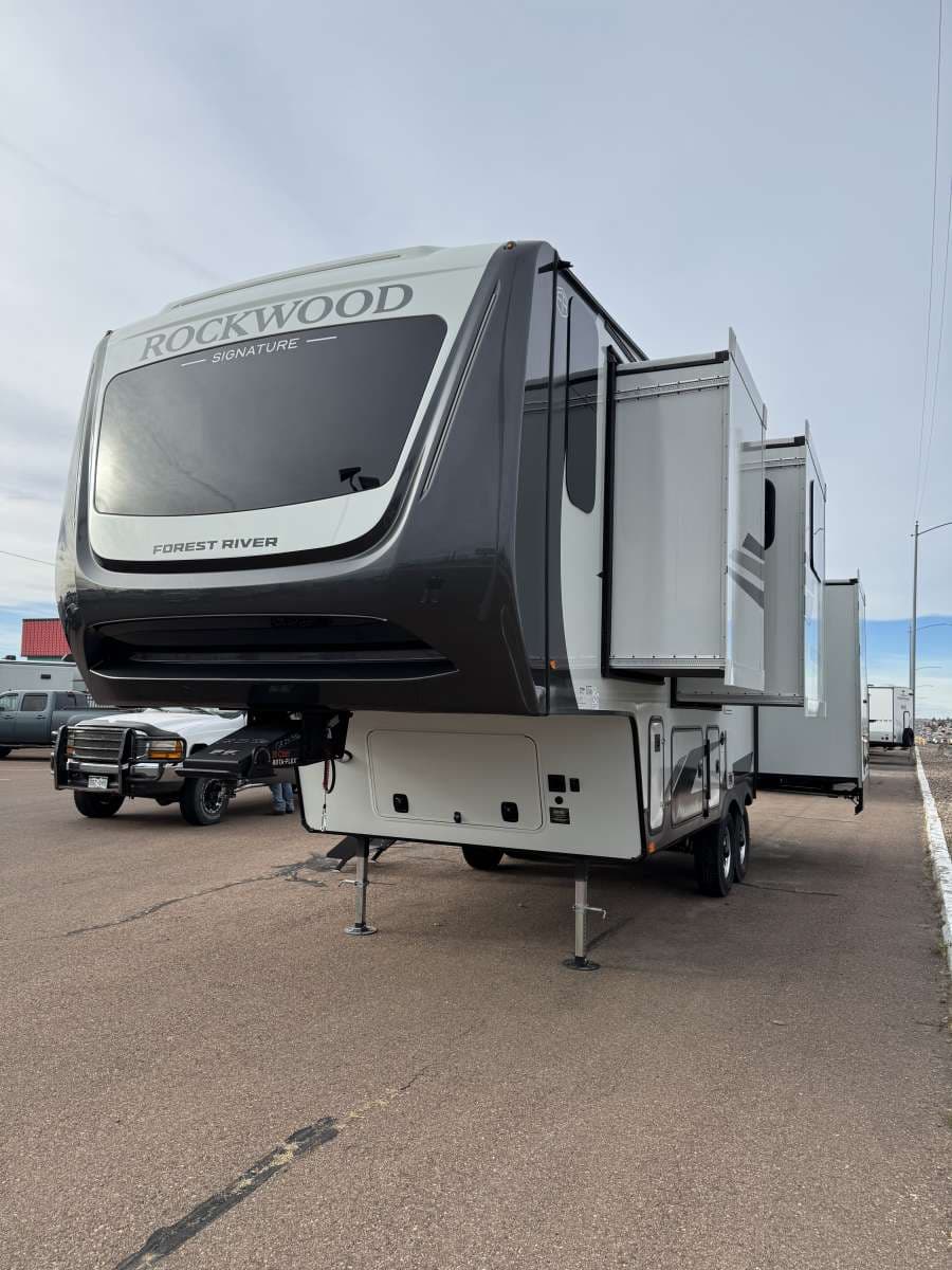 2026 Forest River RV 2026 Forest River RV XLR Nitro - thumbnail 2