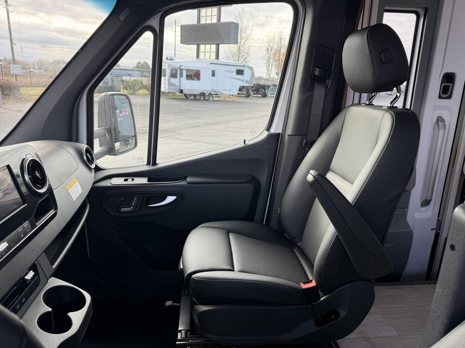 2026 Dynamax 2026 Dynamax Isata 3 - thumbnail 13