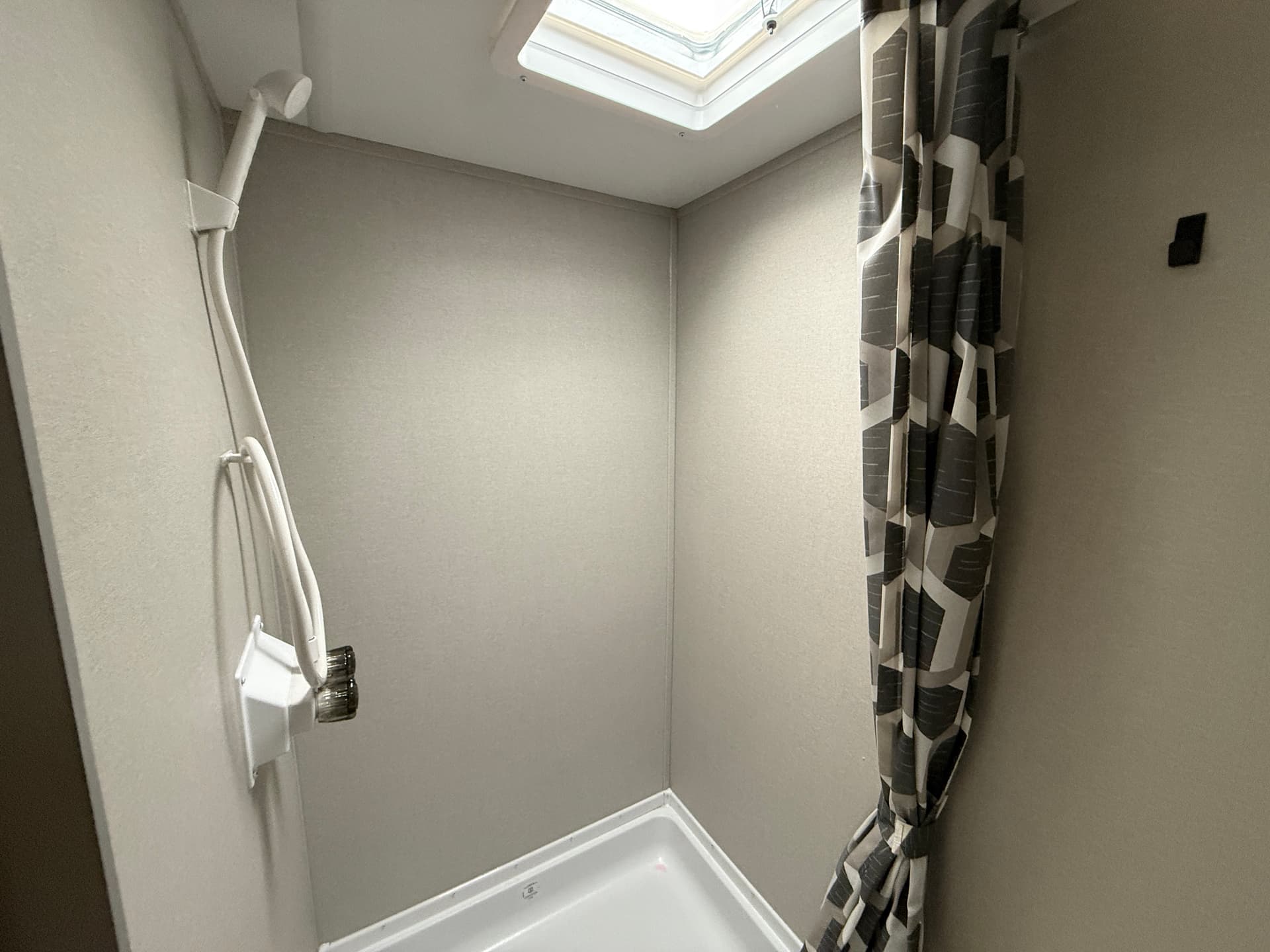 2026 Coachmen 2026 Coachmen Catalina Summit Series 7 - thumbnail 14