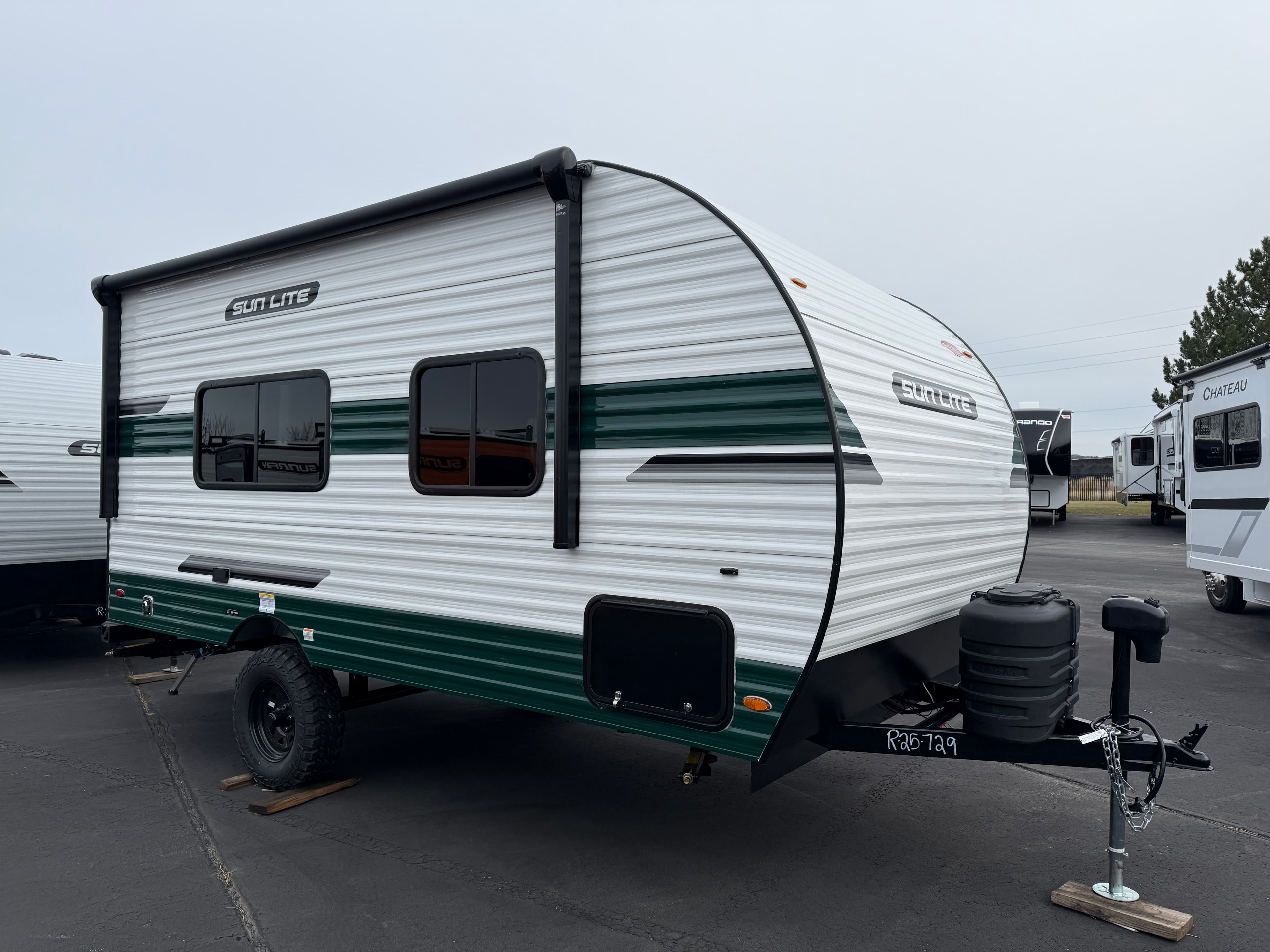 2026 Sunset Park RV Manufacturing Sun Lite 18RD