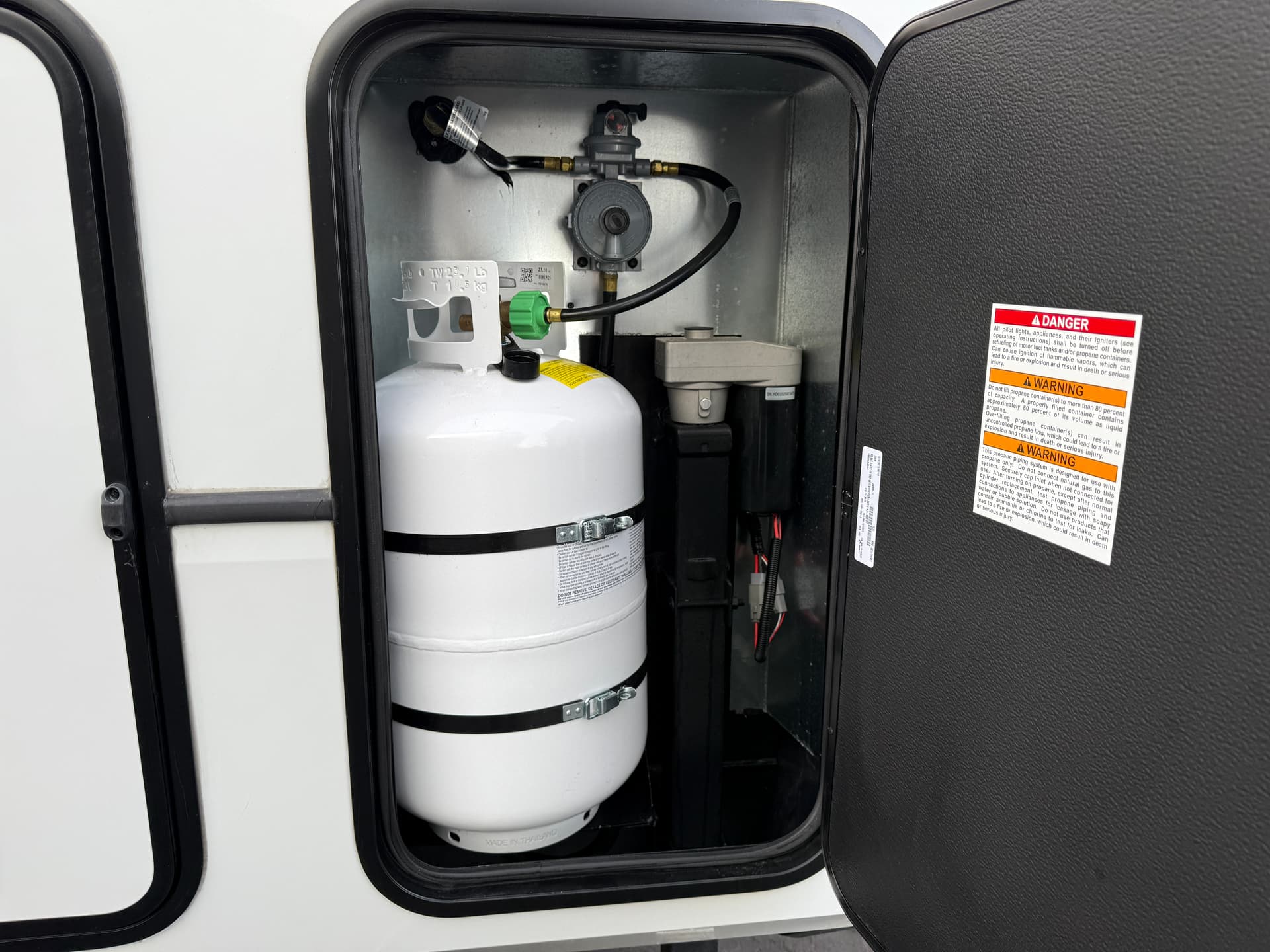 2026 Keystone RV 2026 Keystone RV Montana High Country - thumbnail 13