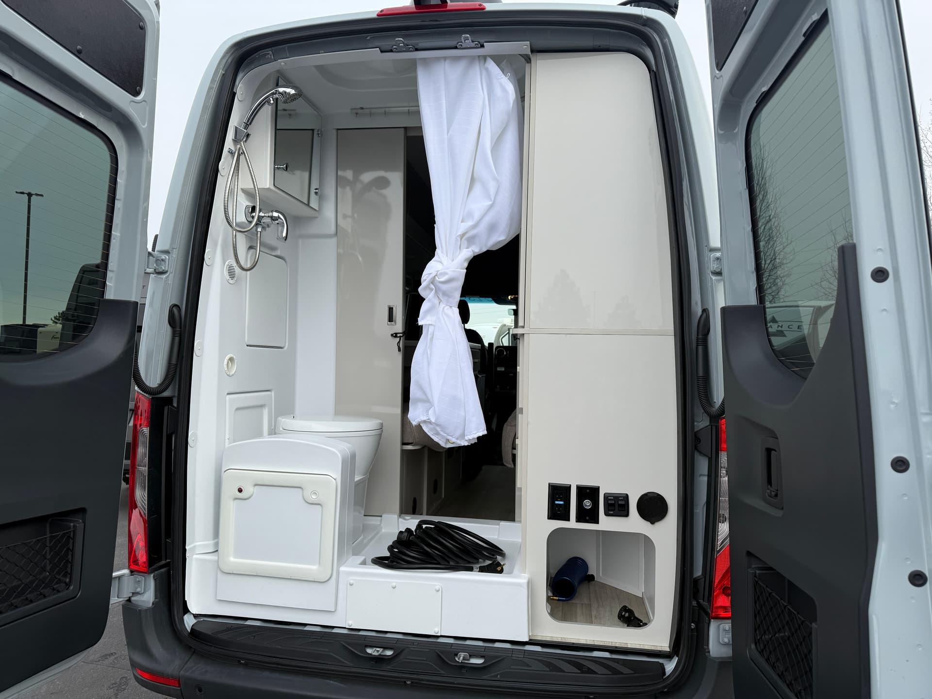 2026 Thor Motor Coach 2026 Thor Motor Coach Sanctuary - thumbnail 9