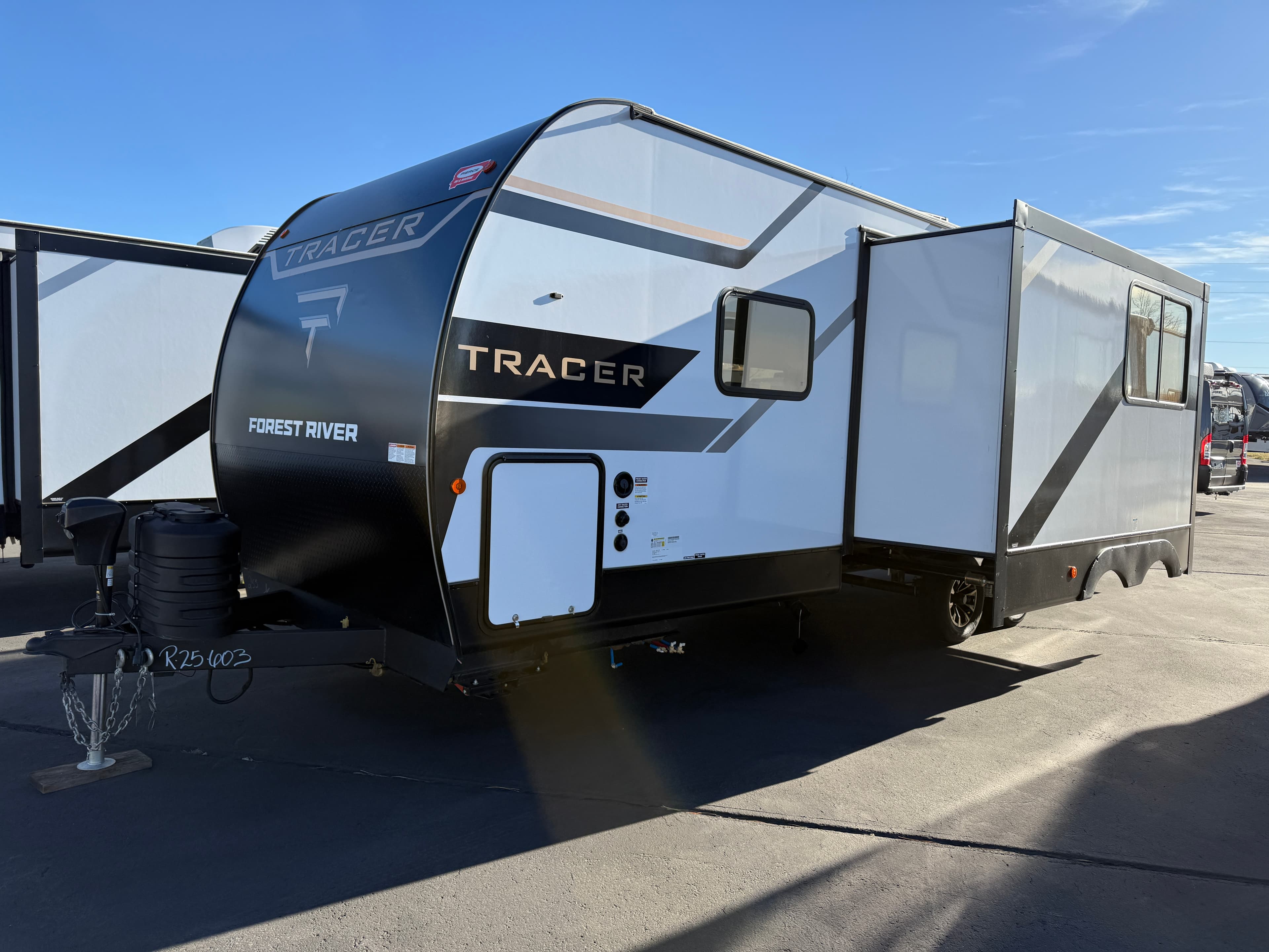 2026 Prime Time RV Tracer 255DS