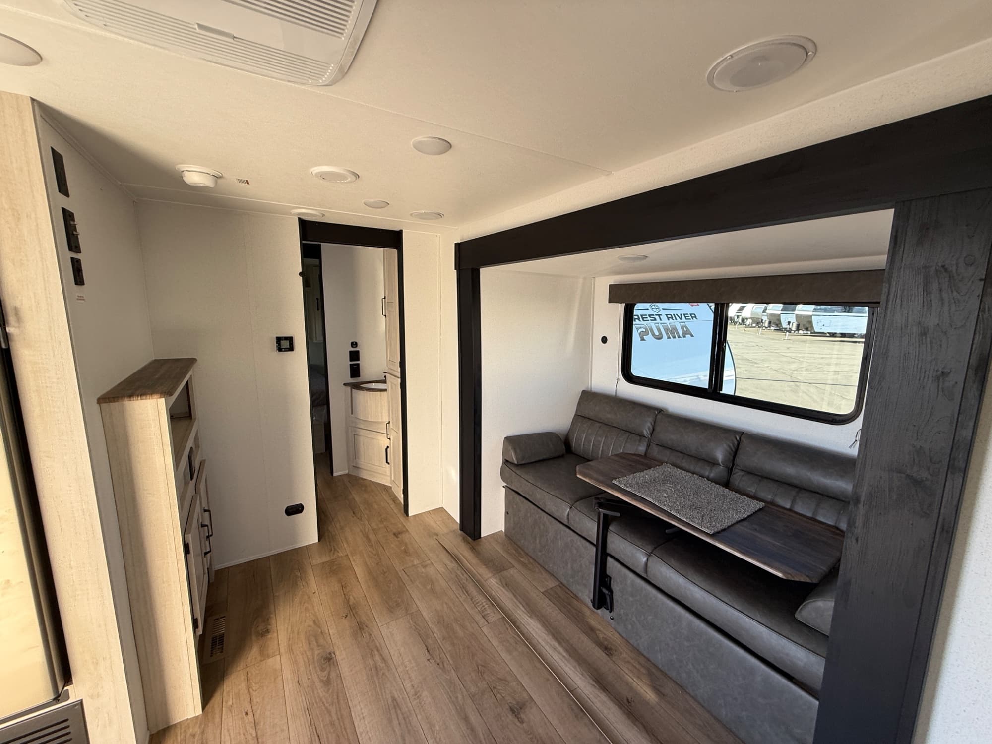 2026 Palomino 2026 Palomino Puma Camping Edition - thumbnail 11