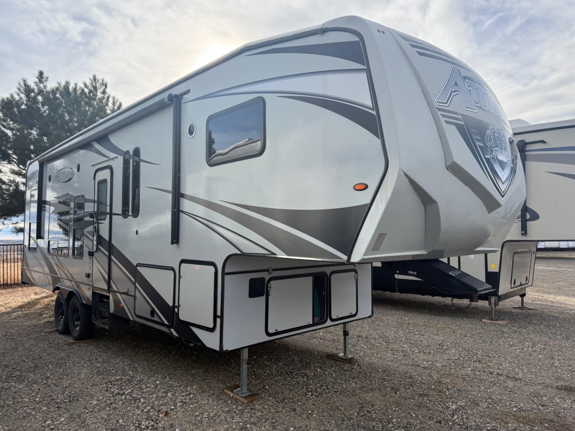 2020 Eclipse Attitude 2814SS