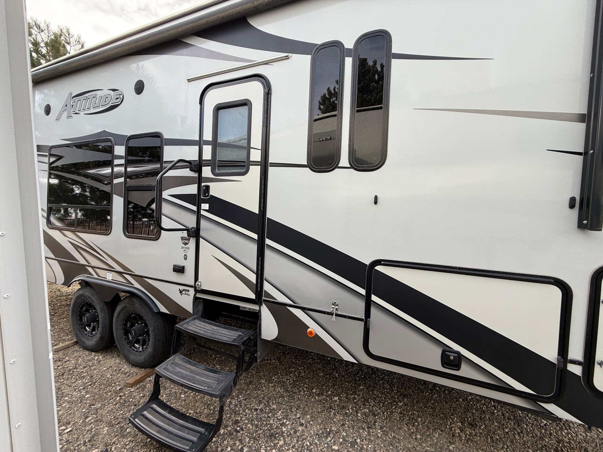 2020 Eclipse 2020 Eclipse Attitude - thumbnail 8