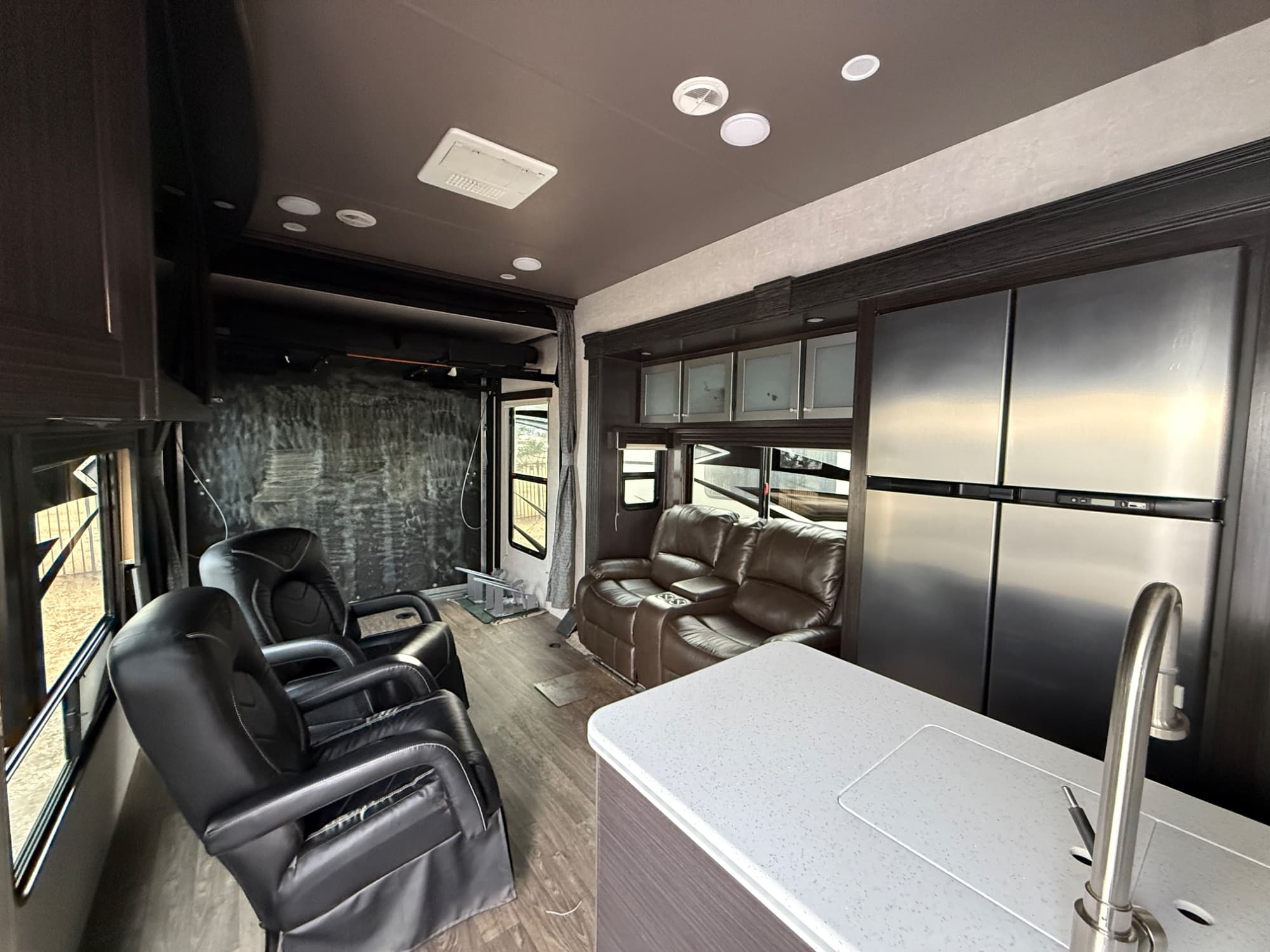 2020 Eclipse 2020 Eclipse Attitude - thumbnail 10