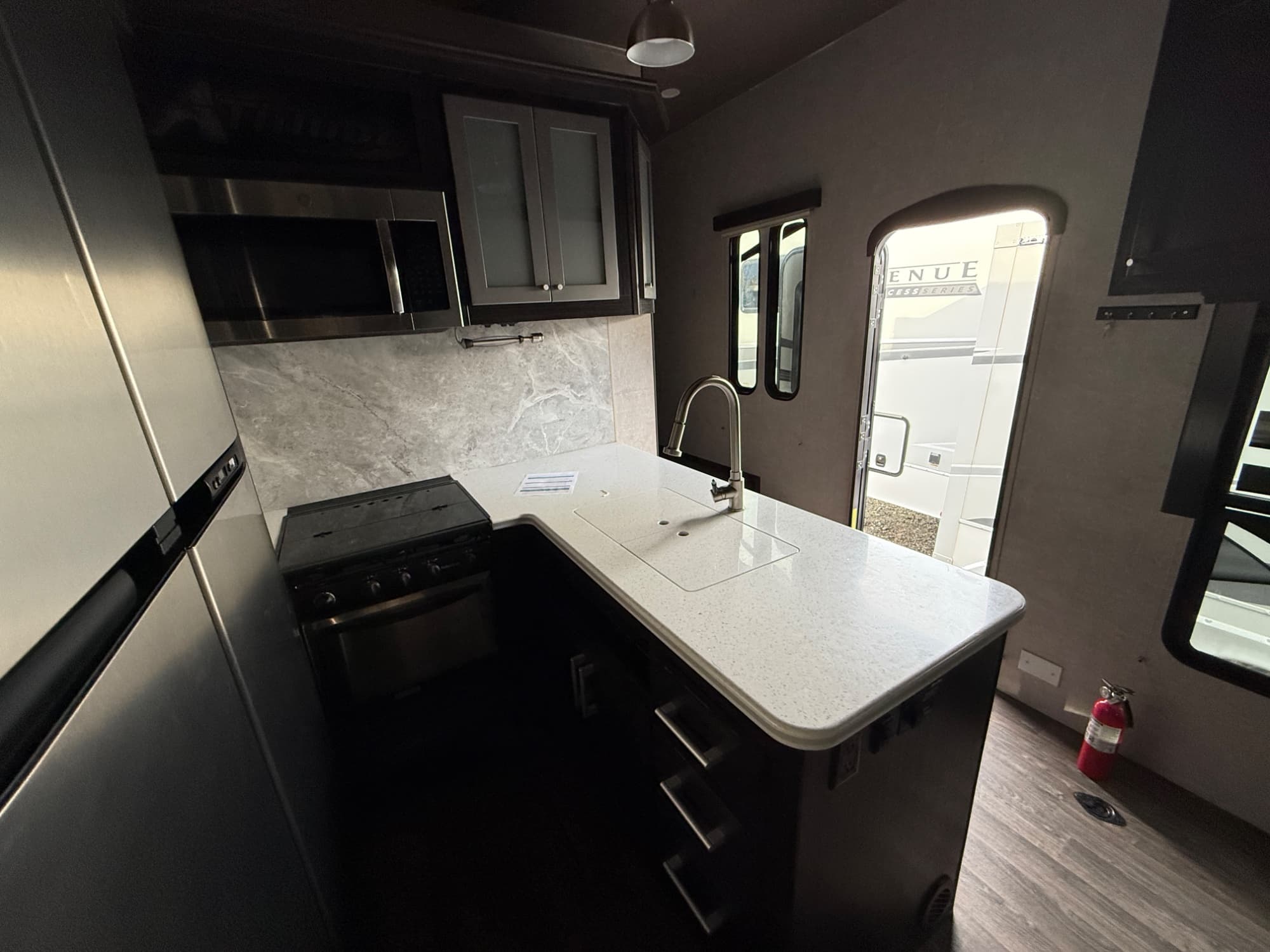 2020 Eclipse 2020 Eclipse Attitude - thumbnail 15