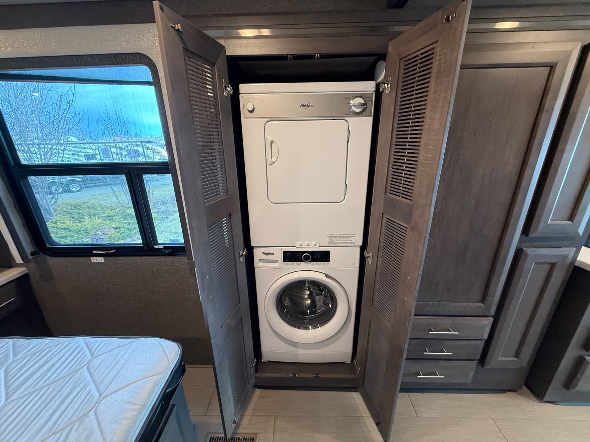 2022 Thor Motor Coach 2022 Thor Motor Coach Palazzo - thumbnail 24