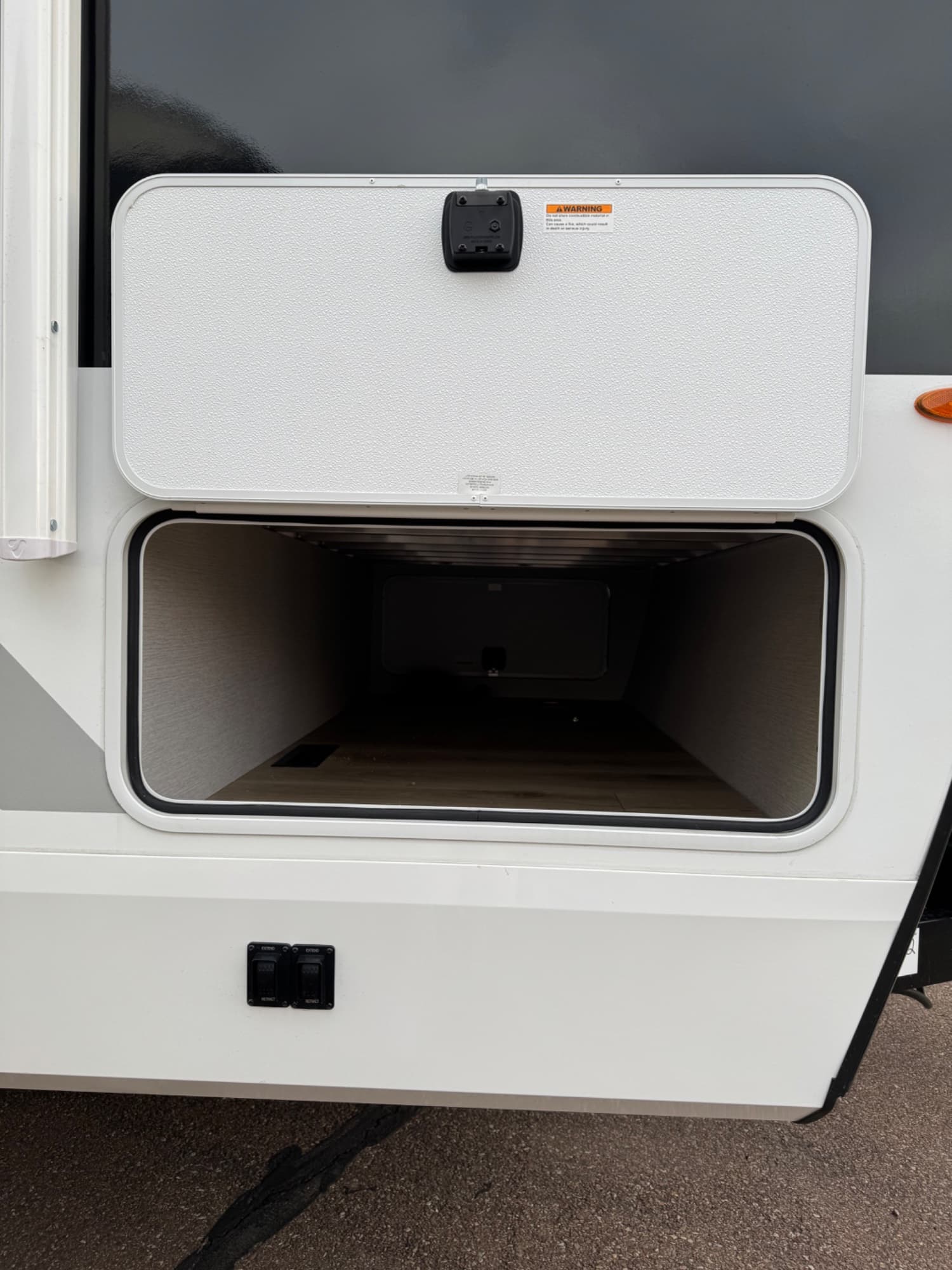 2026 Winnebago 2026 Winnebago Thrive - thumbnail 5